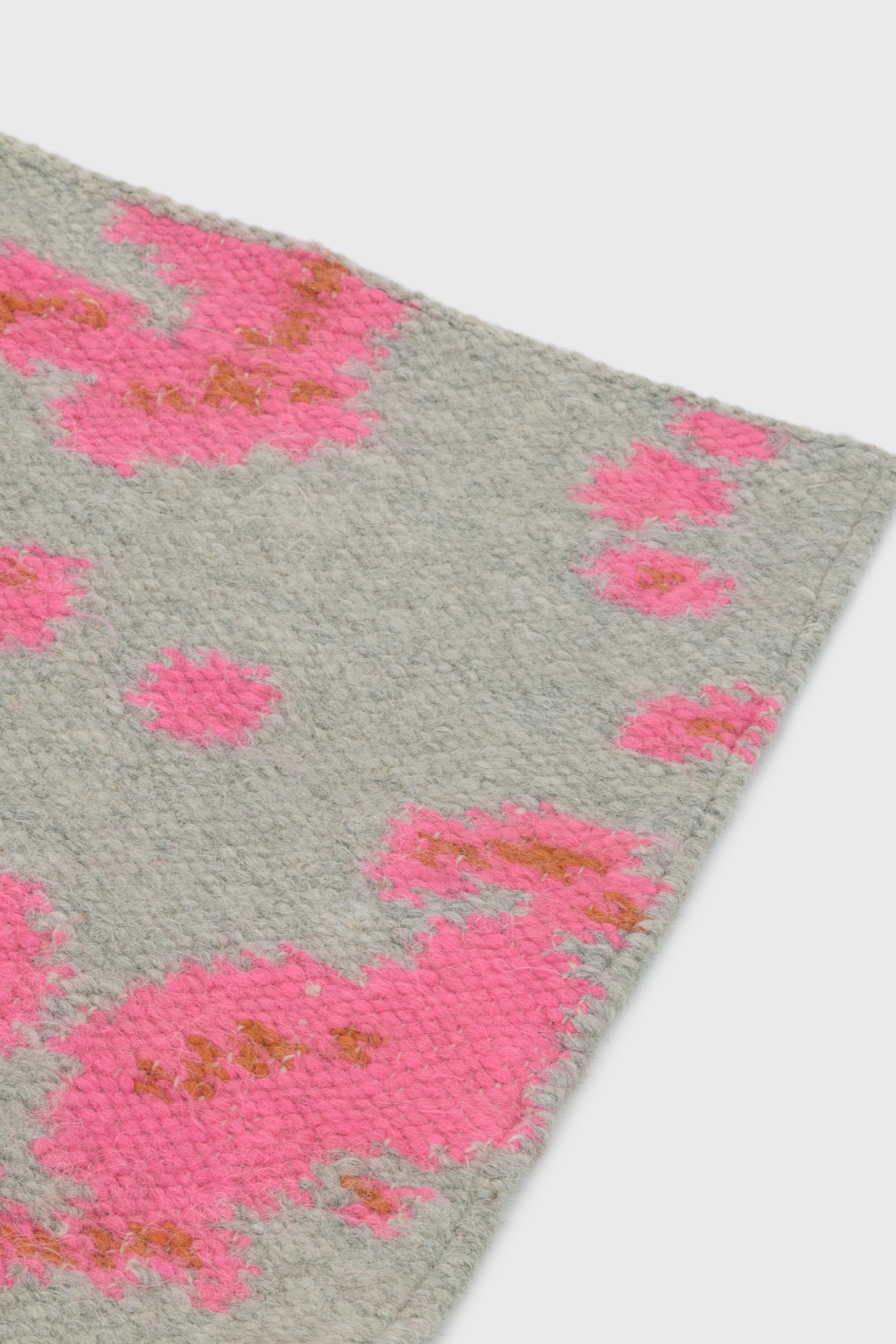 Eckie rug image 3
